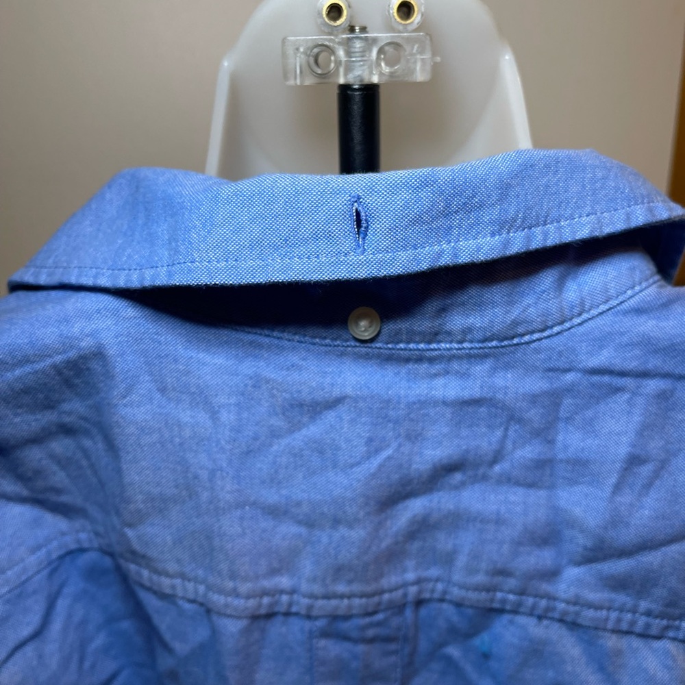 Gap Light Blue Button-Down Shirt - image 5